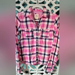Hollister Plaid Pink Button Up Flannel